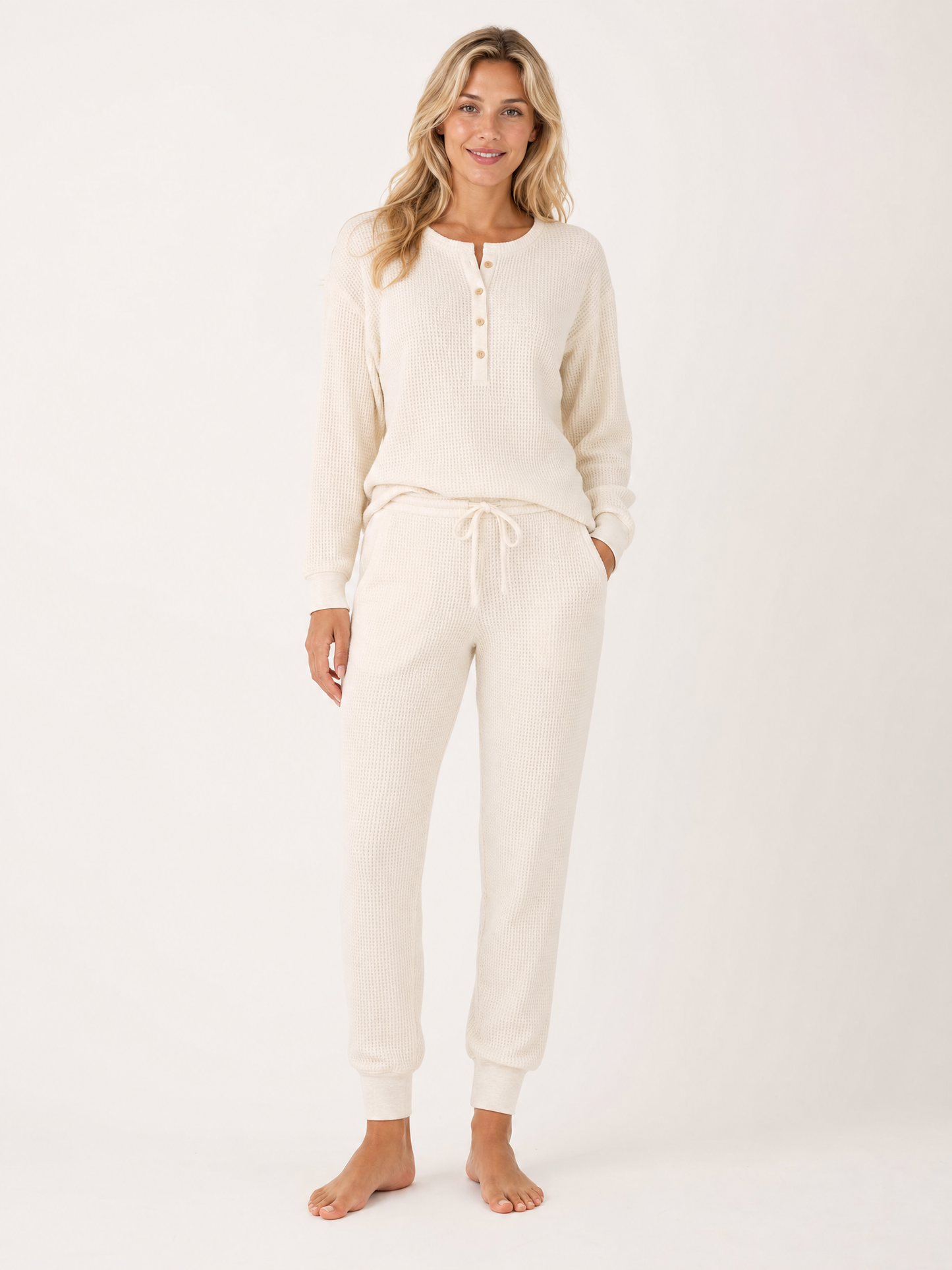 Waffle-Knit Pajama Set on the LUNETTE model