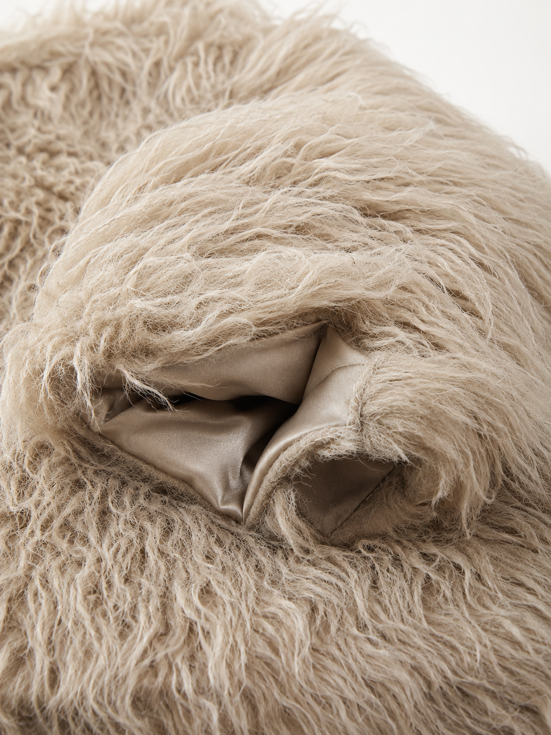 Faux-Fur Shaggy Coat detail