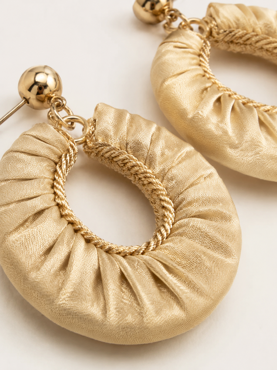 Statement Chunky Earrings detail